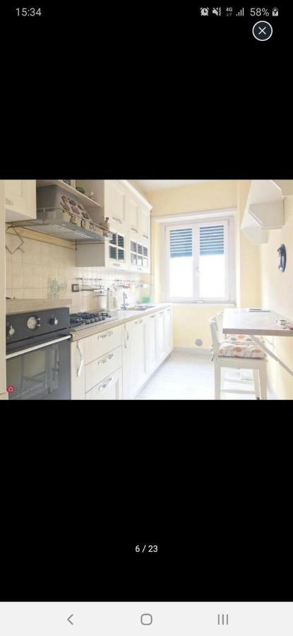 Alloggio in famiglia For Rent In Conca D'oro Near Subway Line B